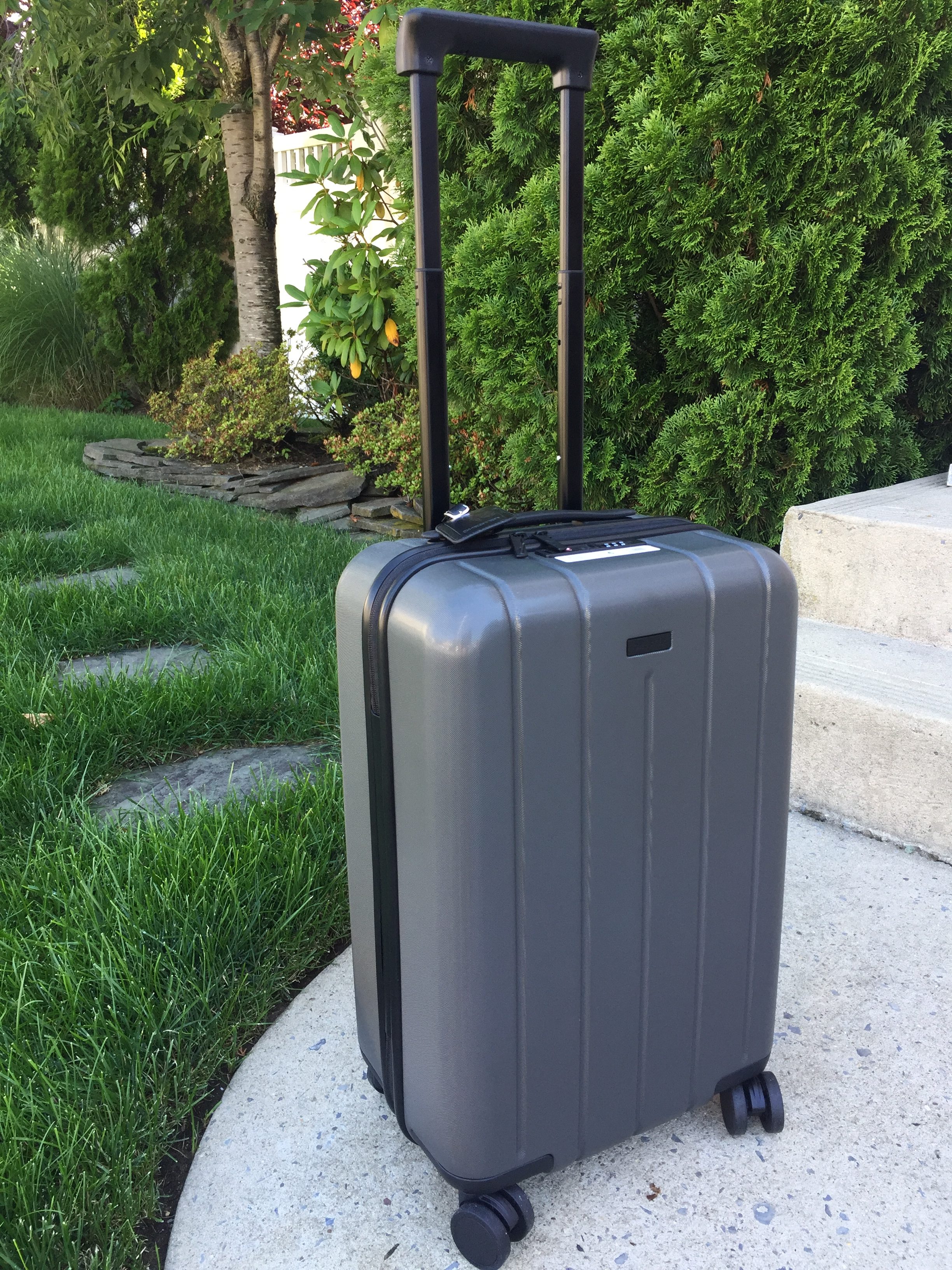 Chester Minima: The Best Hardside Luggage - Momma To Go Travel